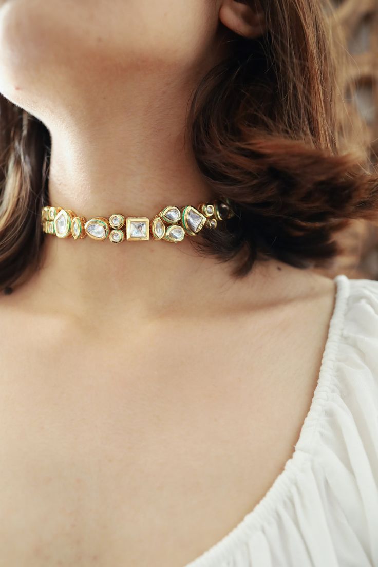 Single Line Multi Shape Kundan Necklace Set