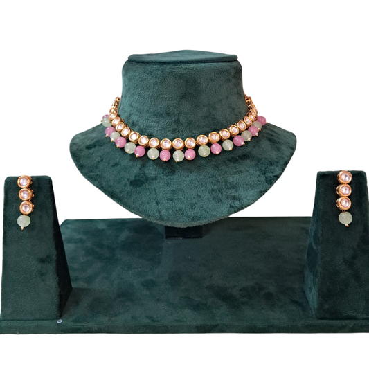 Single Line Circle Kundan Necklace Set With Pink & Green Beads