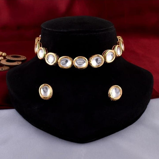 Uncut Oval & Circle Kundan Set