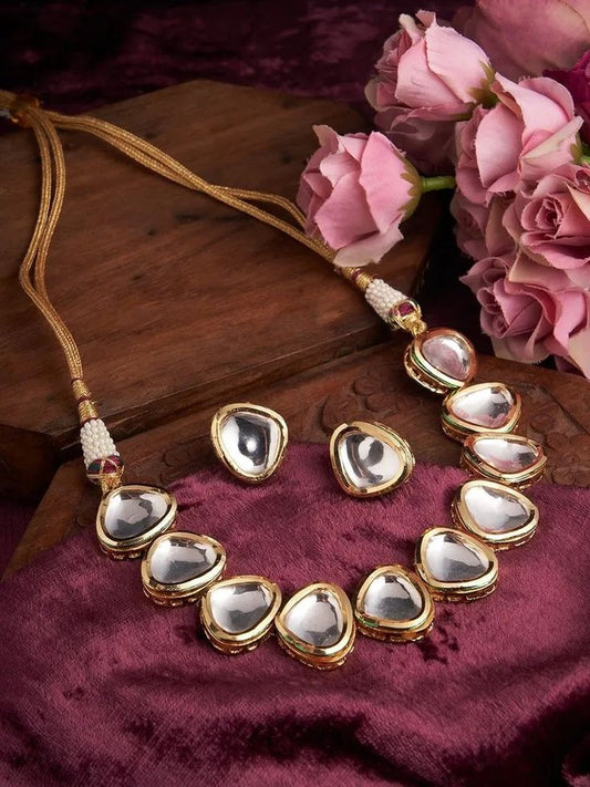 Uncut Big Triangle Kundan Necklace Set