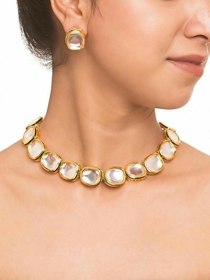 Uncut Big Oval Kundan Necklace Set