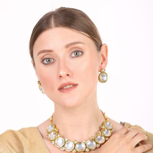 Big Circle with Small Drop & Triangle Uncut Kundan Necklace Set