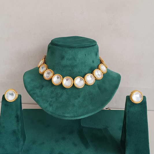 Big Uncut Circle Kundan Necklace Set